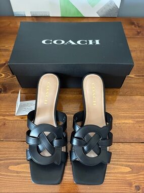 NWOT Coach Tillie Leather Sandals in Black, size US 9